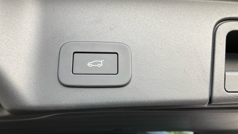 Land Rover Range Rover Evoque 2.0 D200 Autobiography 5dr Auto [Revised] Diesel Hatchback